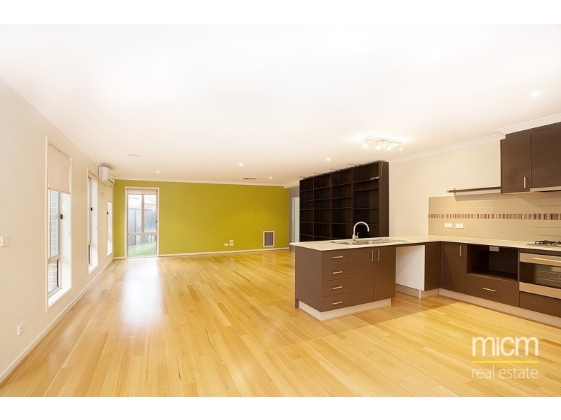 31 Breasley Parkway, Point Cook VIC 3030