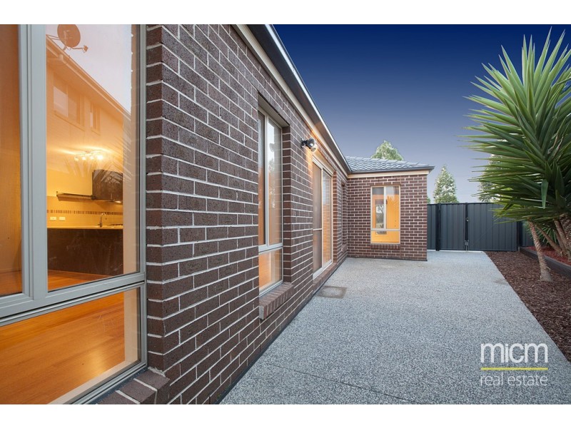 31 Breasley Parkway, Point Cook VIC 3030