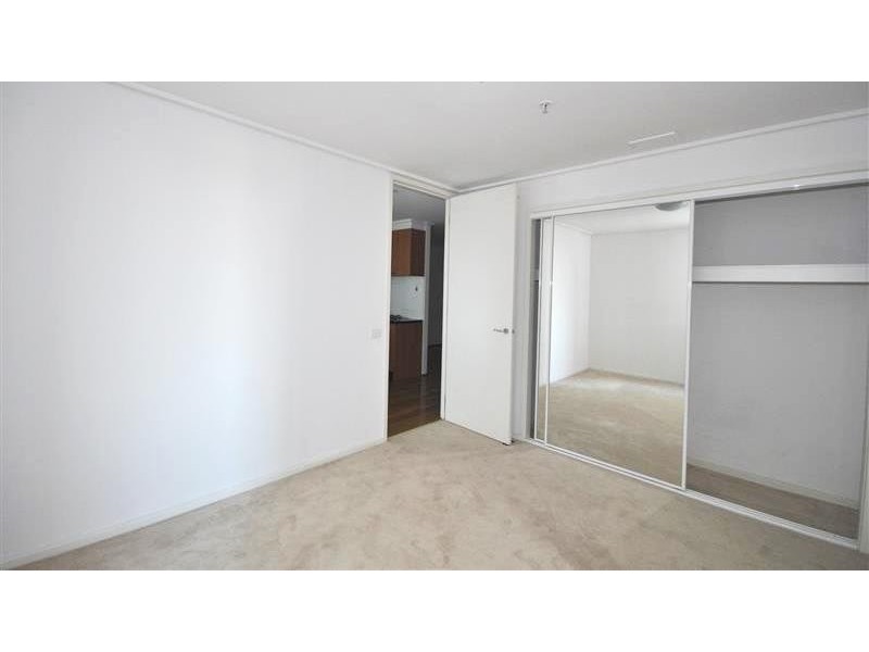 REF 22601/163 City Road, Southbank VIC 3006