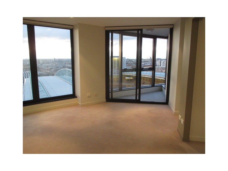 2410A/100 Harbour Esplanade, Docklands VIC 3008