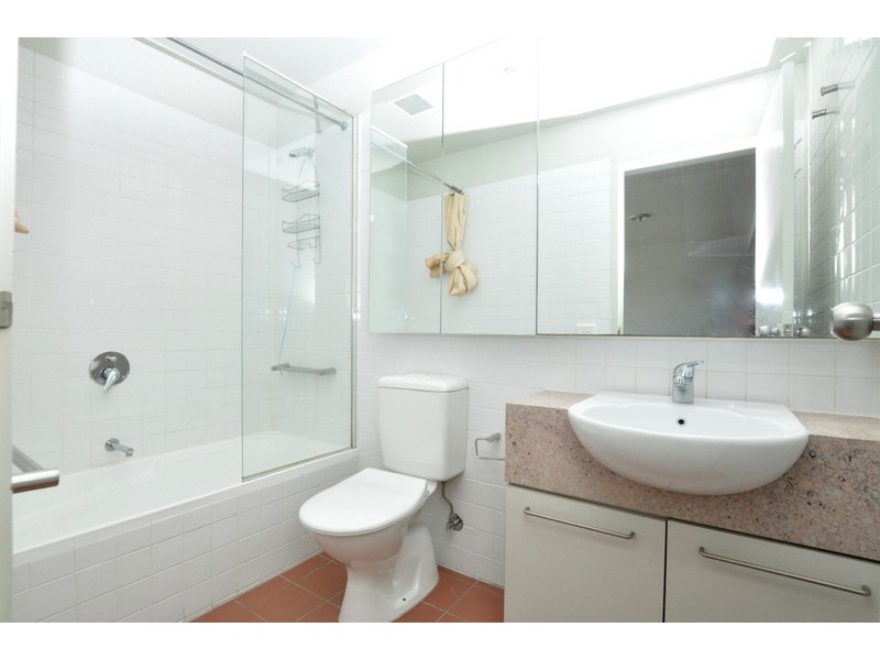 910/1 Bouverie Street, Carlton VIC 3053