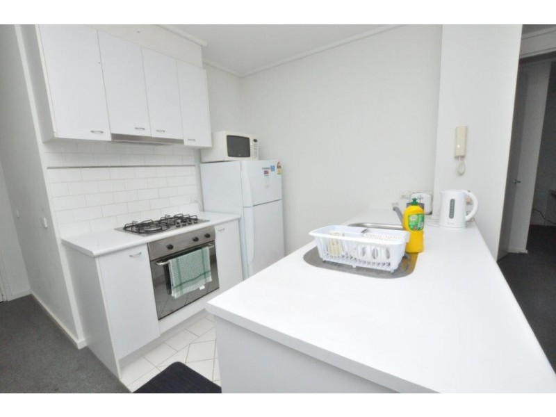 REF 22615/28 Bank Street, South Melbourne VIC 3205