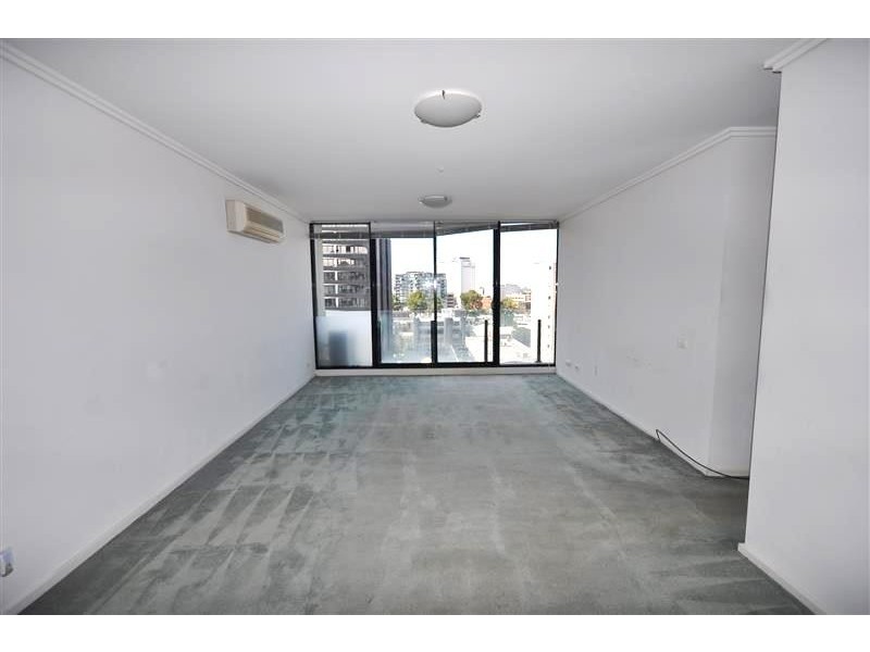 REF 32462/38 Bank Street, South Melbourne VIC 3205