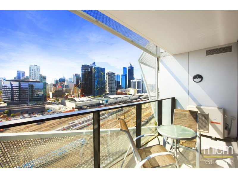 1706/673 Latrobe Street, Docklands VIC 3008