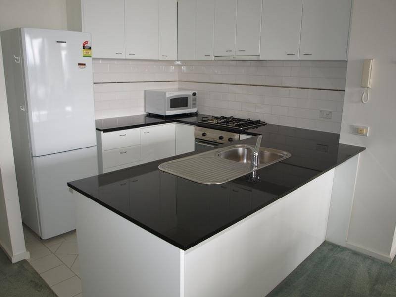 REF 22643/79 Whiteman Street, Southbank VIC 3006