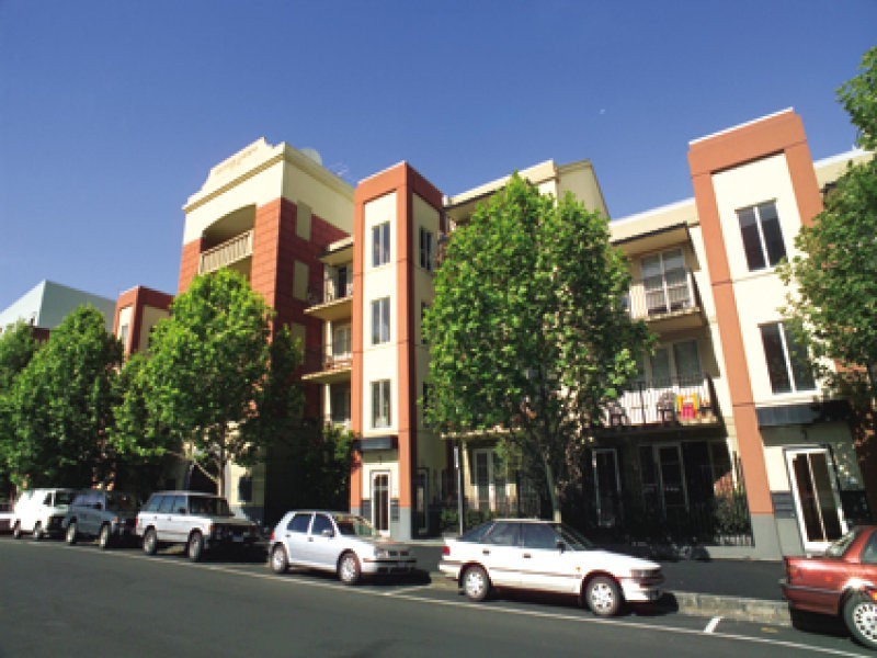 REF 22648/56 Leicester Street, Carlton VIC 3053