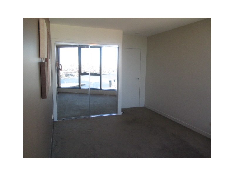 2101/100 Harbour Esplanade, Docklands VIC 3008