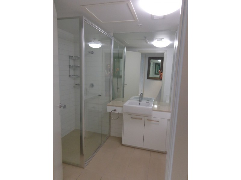 2101/100 Harbour Esplanade, Docklands VIC 3008