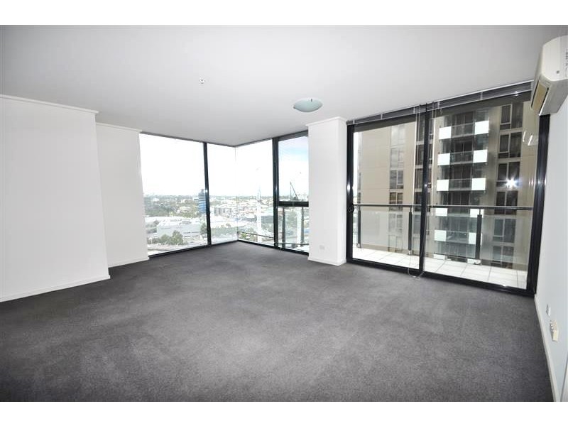 REF 22659/100 Kavanagh Street, Southbank VIC 3006