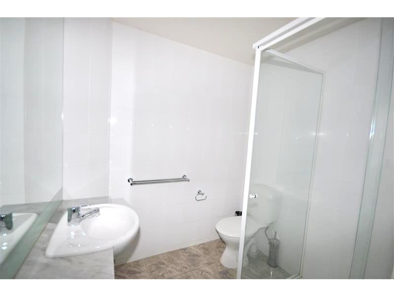 REF 22659/100 Kavanagh Street, Southbank VIC 3006