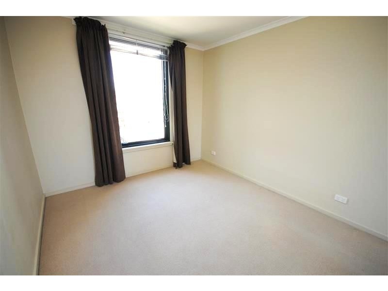 REF 22663/148 Wells Street, South Melbourne VIC 3205