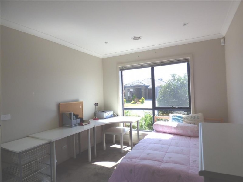 20A Windrest Way, Point Cook VIC 3030