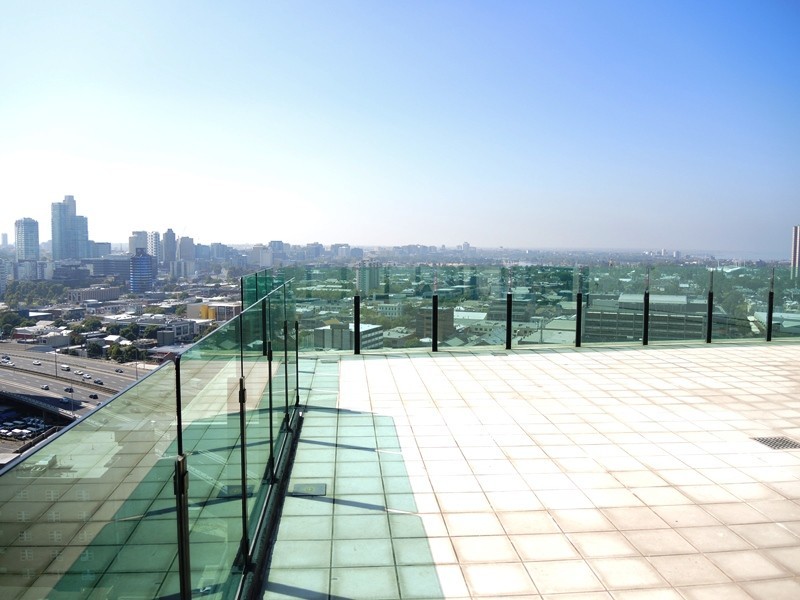 REF 22666/99 Whiteman Street, Southbank VIC 3006