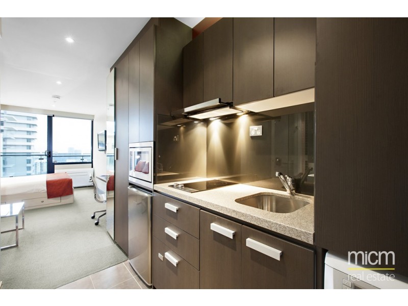 1811/181 A’Beckett Street, Melbourne VIC 3000