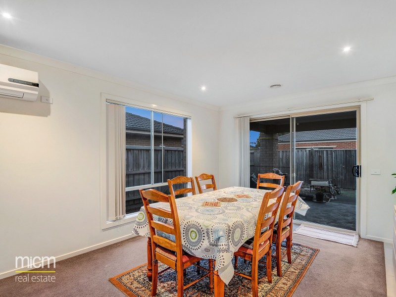 39 Kimba Circuit, Truganina VIC 3029