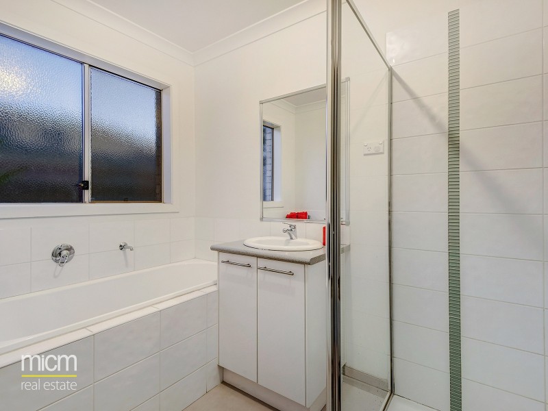 39 Kimba Circuit, Truganina VIC 3029