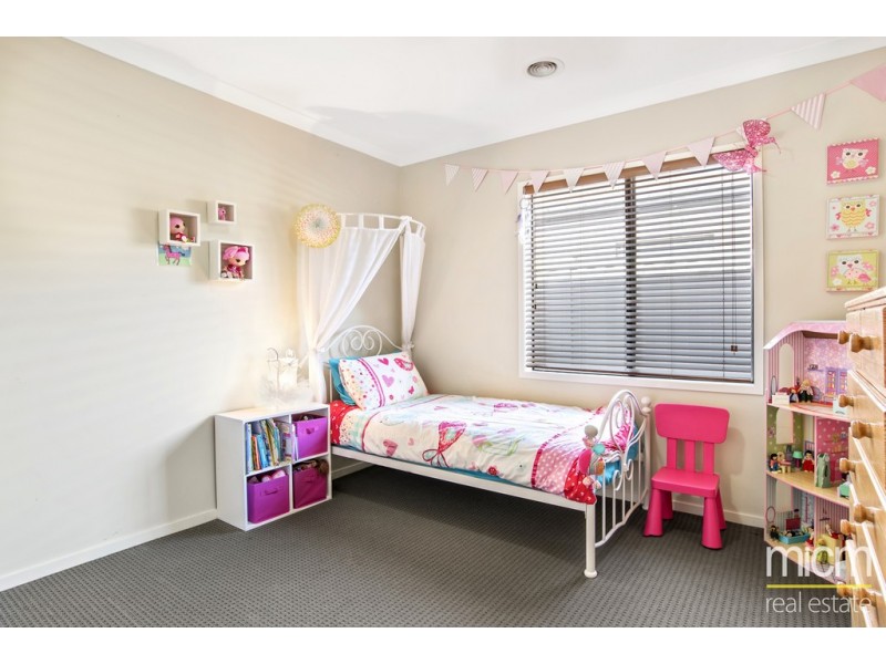 4 Tarango Drive, Point Cook VIC 3030