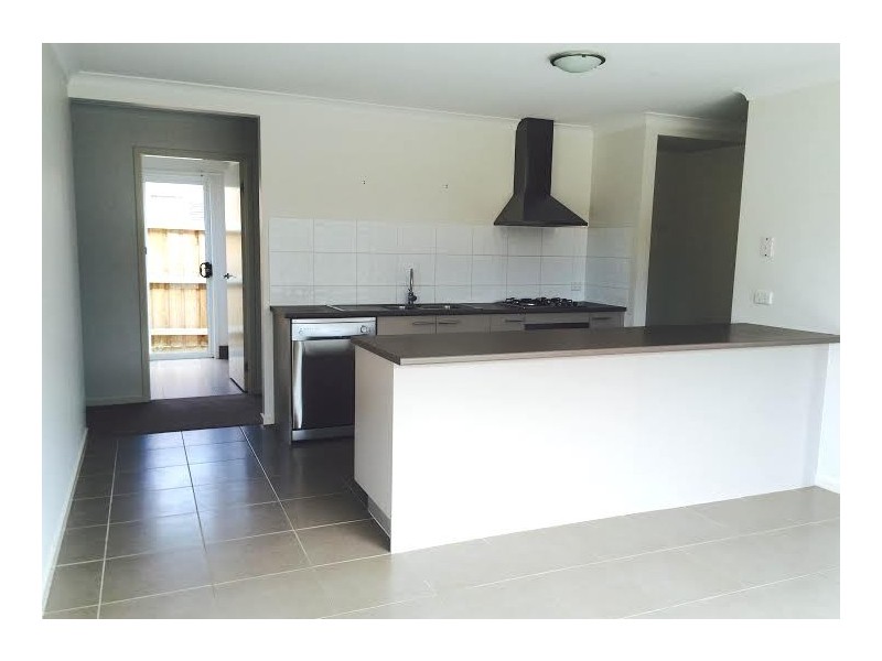 48 Campaspe Way, Point Cook VIC 3030