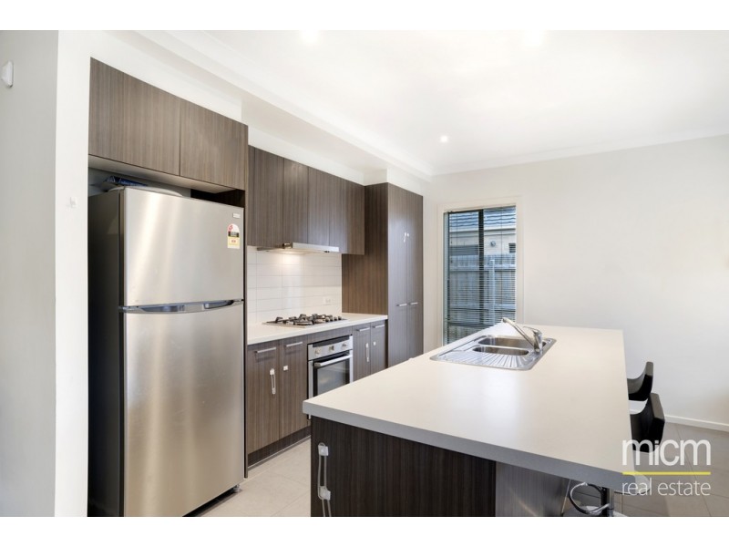 52 Canegrass Drive, Point Cook VIC 3030