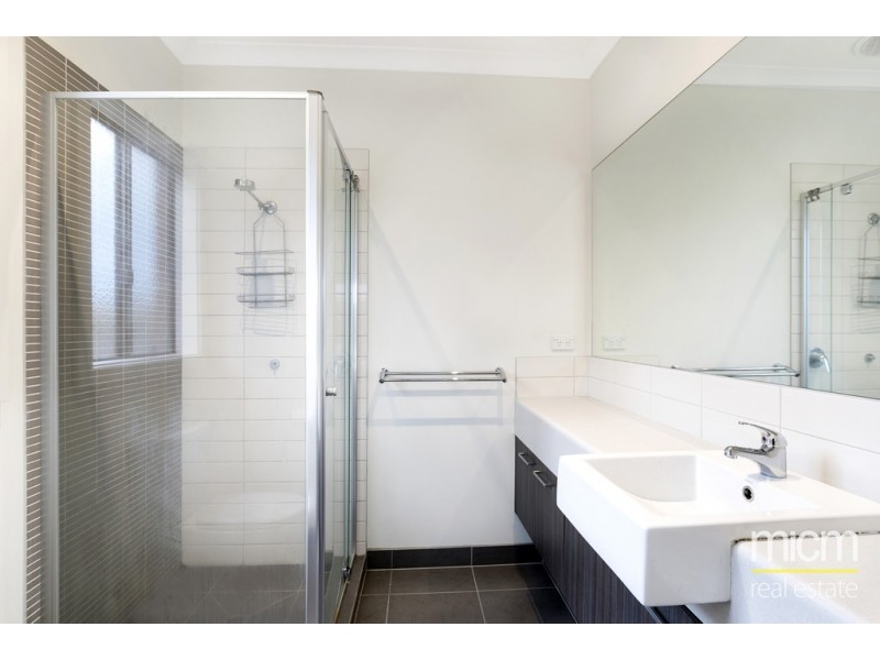 52 Canegrass Drive, Point Cook VIC 3030