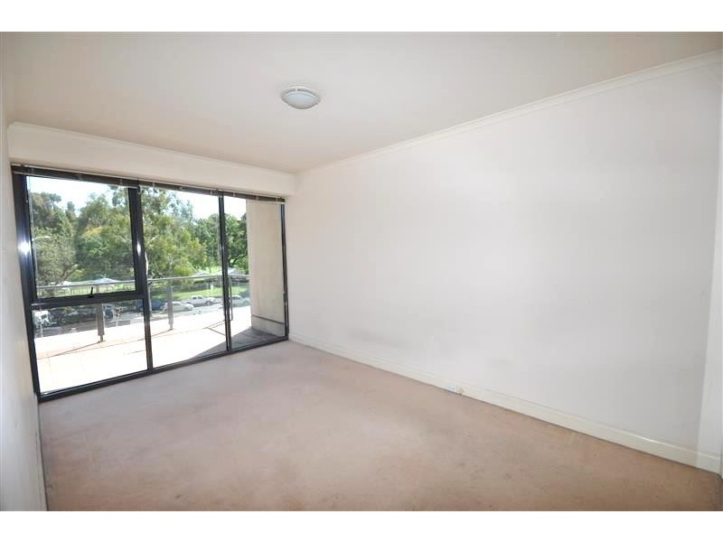 REF 22694/33 La Trobe Street, Melbourne VIC 3000