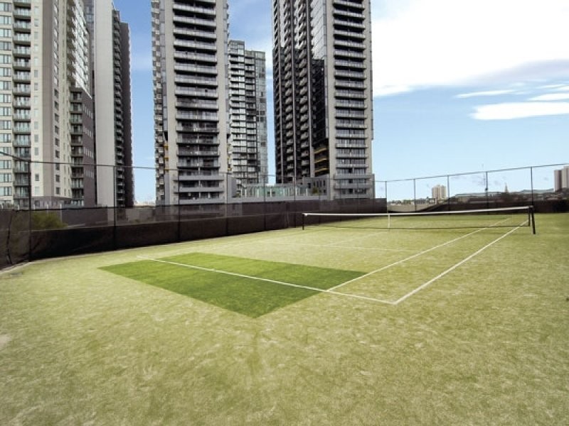 REF 22695/83 Queensbridge Street, Southbank VIC 3006