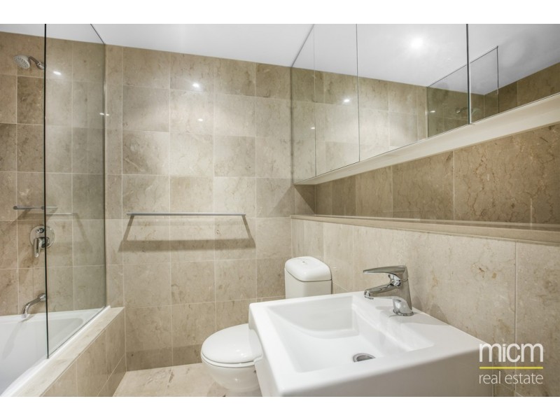 1901/8 McCrae Street, Docklands VIC 3008