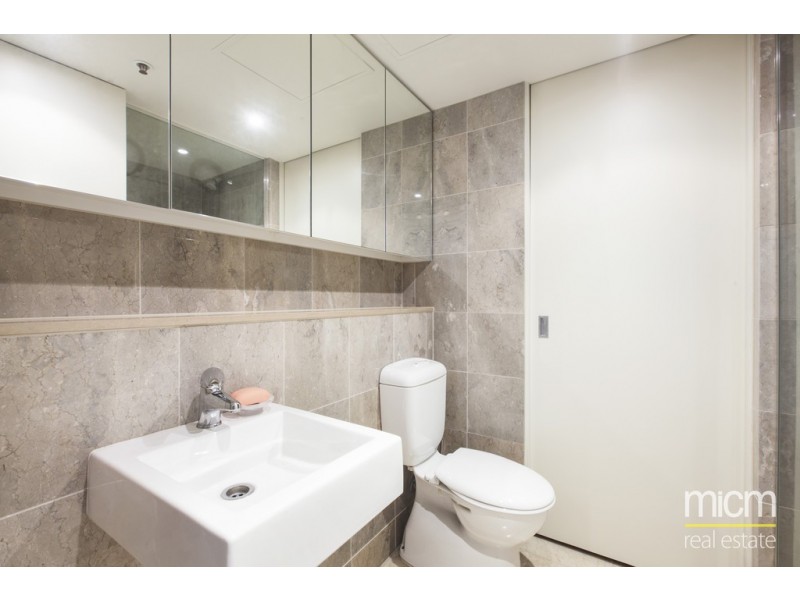 1901/8 McCrae Street, Docklands VIC 3008