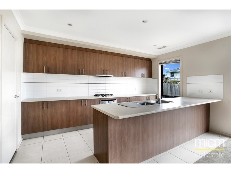 51 Windorah Drive, Point Cook VIC 3030