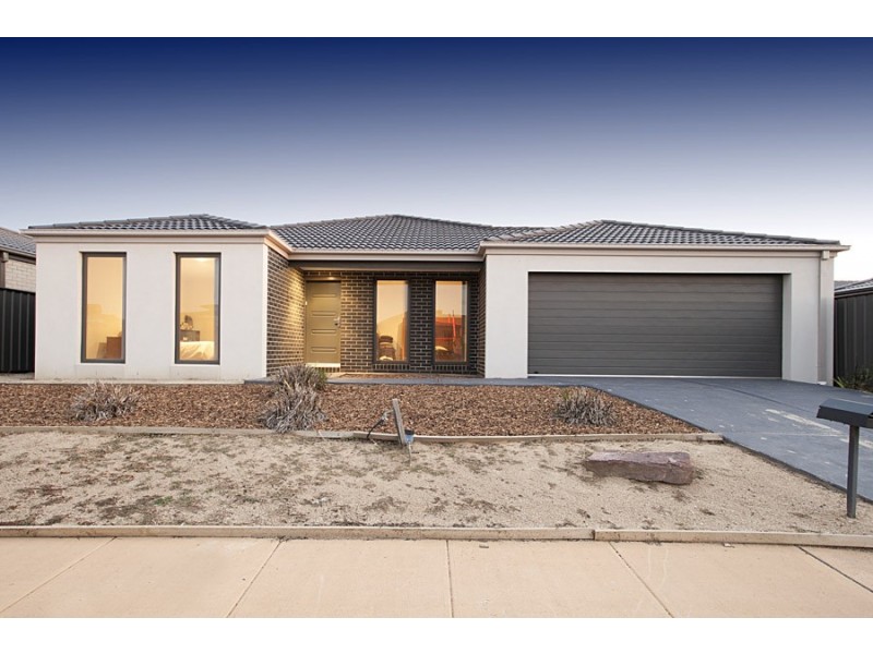 21 Marshall Terrace, Point Cook VIC 3030