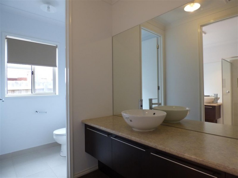 385 Boardwalk Boulevard, Point Cook VIC 3030