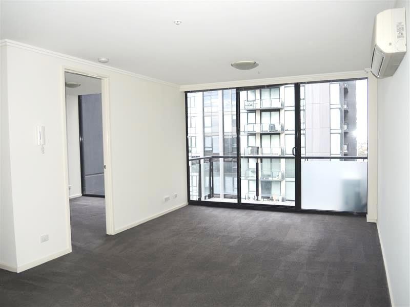 REF 22698/88 Kavanagh Street, Southbank VIC 3006