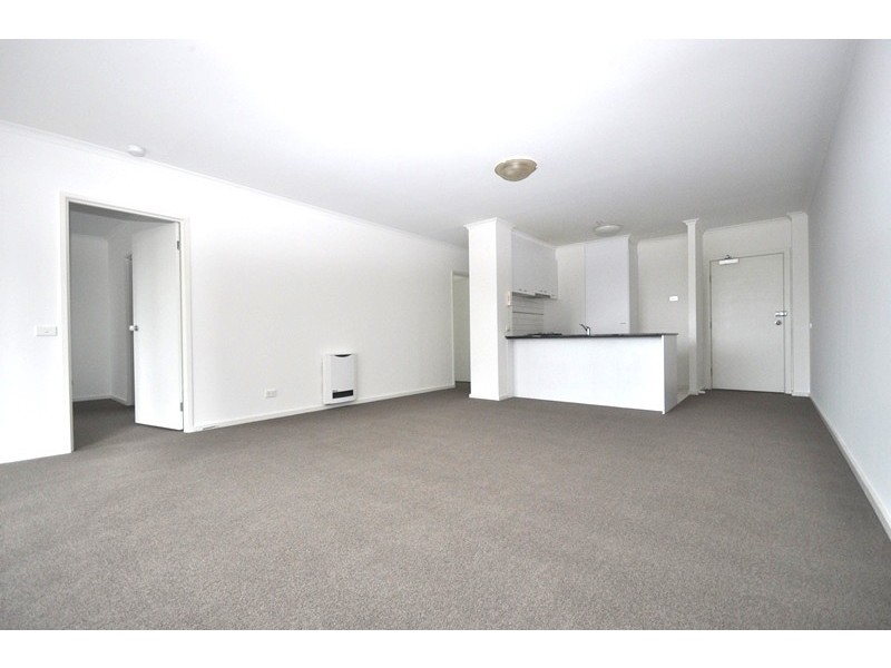 REF 22708/79 Whiteman Street, Southbank VIC 3006