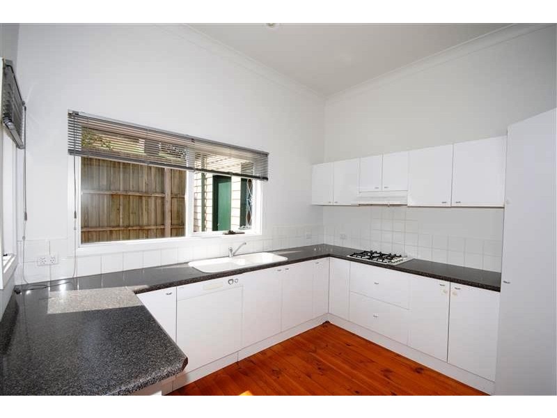 112 Ingles Street, Port Melbourne VIC 3207