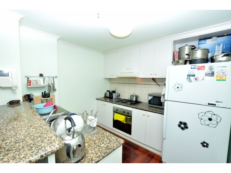 REF 22717/33 La Trobe Street, Melbourne VIC 3000