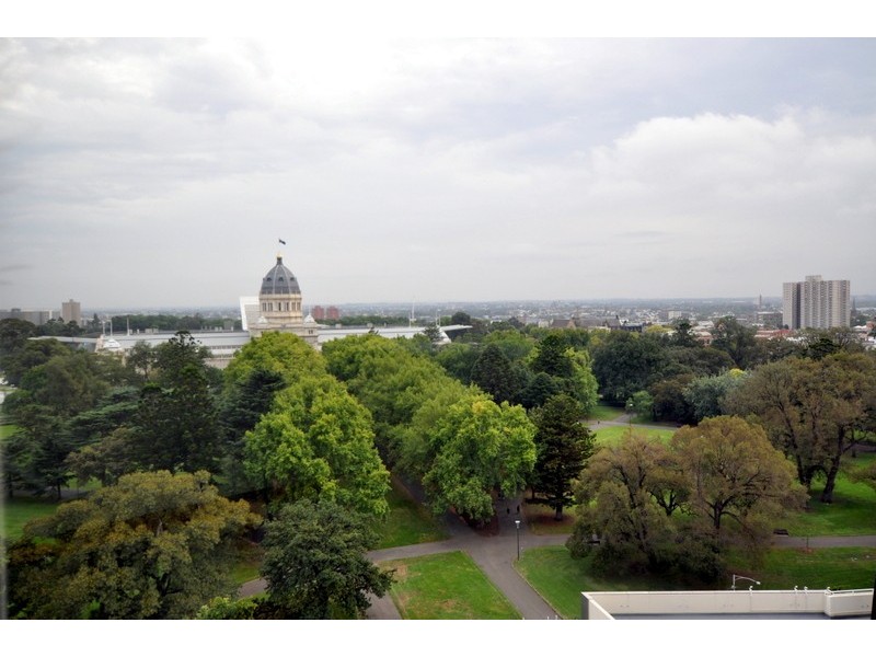 REF 22717/33 La Trobe Street, Melbourne VIC 3000