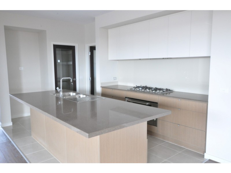 11 Starburst Avenue, Truganina VIC 3029