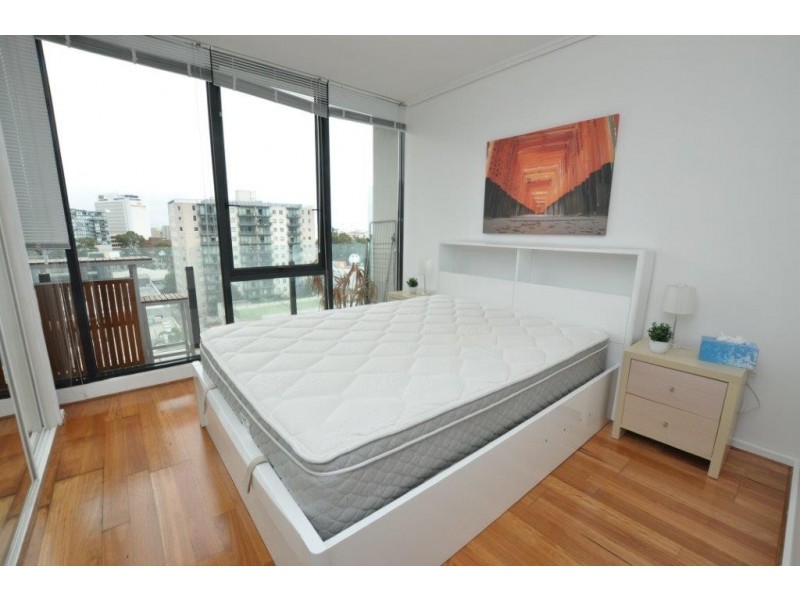REF 22728/38 Bank Street, South Melbourne VIC 3205