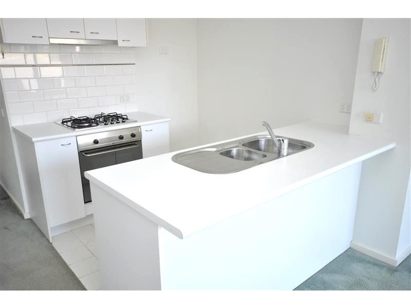 REF 22733/28 Bank Street, South Melbourne VIC 3205