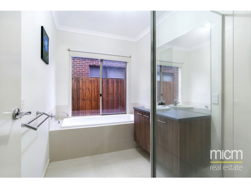 17 Mallee Street, Point Cook VIC 3030