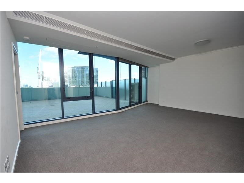 REF 22751/180 City Road, Southbank VIC 3006