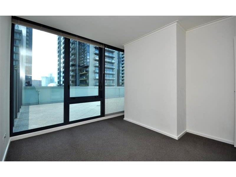 REF 22751/180 City Road, Southbank VIC 3006