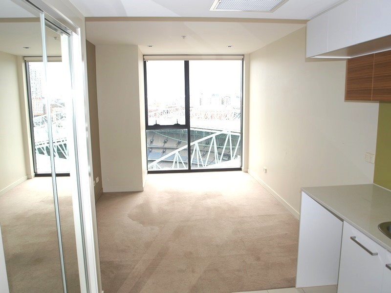2509B/100 Harbour Esplanade, Docklands VIC 3008