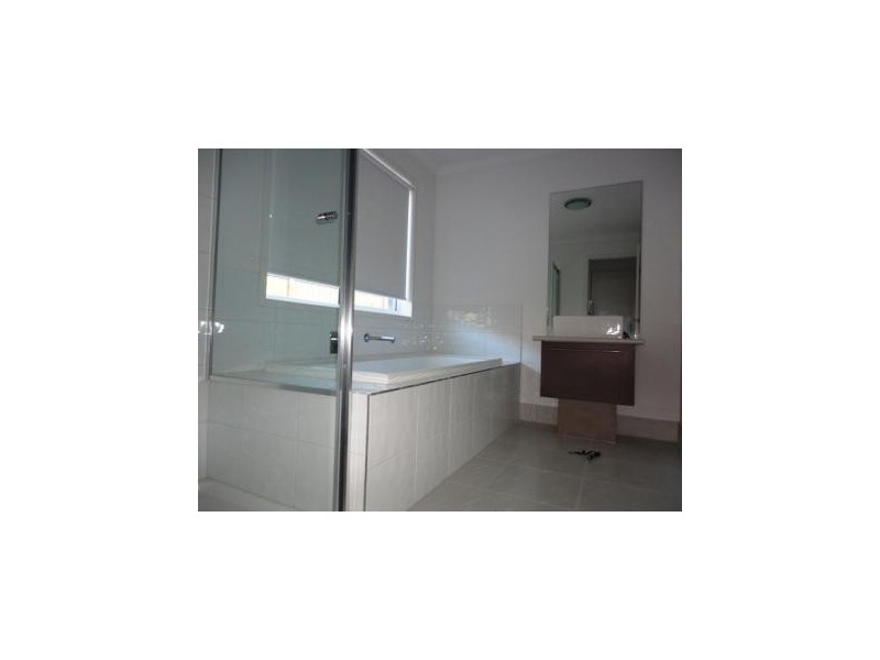 21 Rivulet Drive, Point Cook VIC 3030