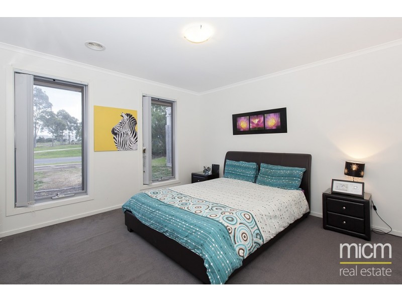 13 Dominion Terrace, Truganina VIC 3029