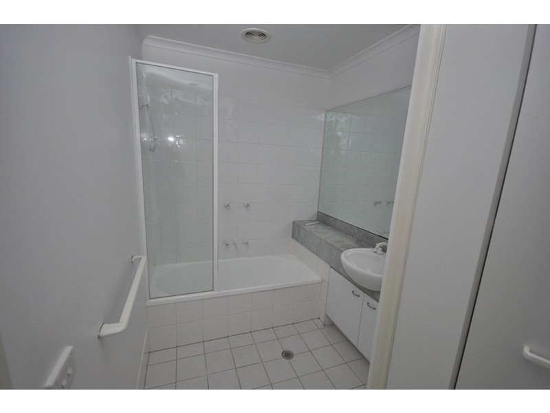 REF 22767/632 St Kilda Road, Melbourne VIC 3000