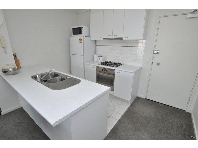 REF 22770/38 Bank Street, South Melbourne VIC 3205