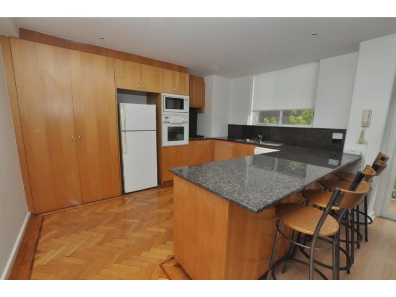 2A/622 St Kilda Road, Melbourne VIC 3004