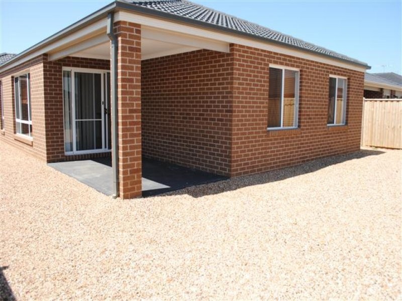 4 Trigg Way, Point Cook VIC 3030