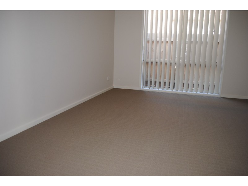 23 Grassbird Drive, Point Cook VIC 3030